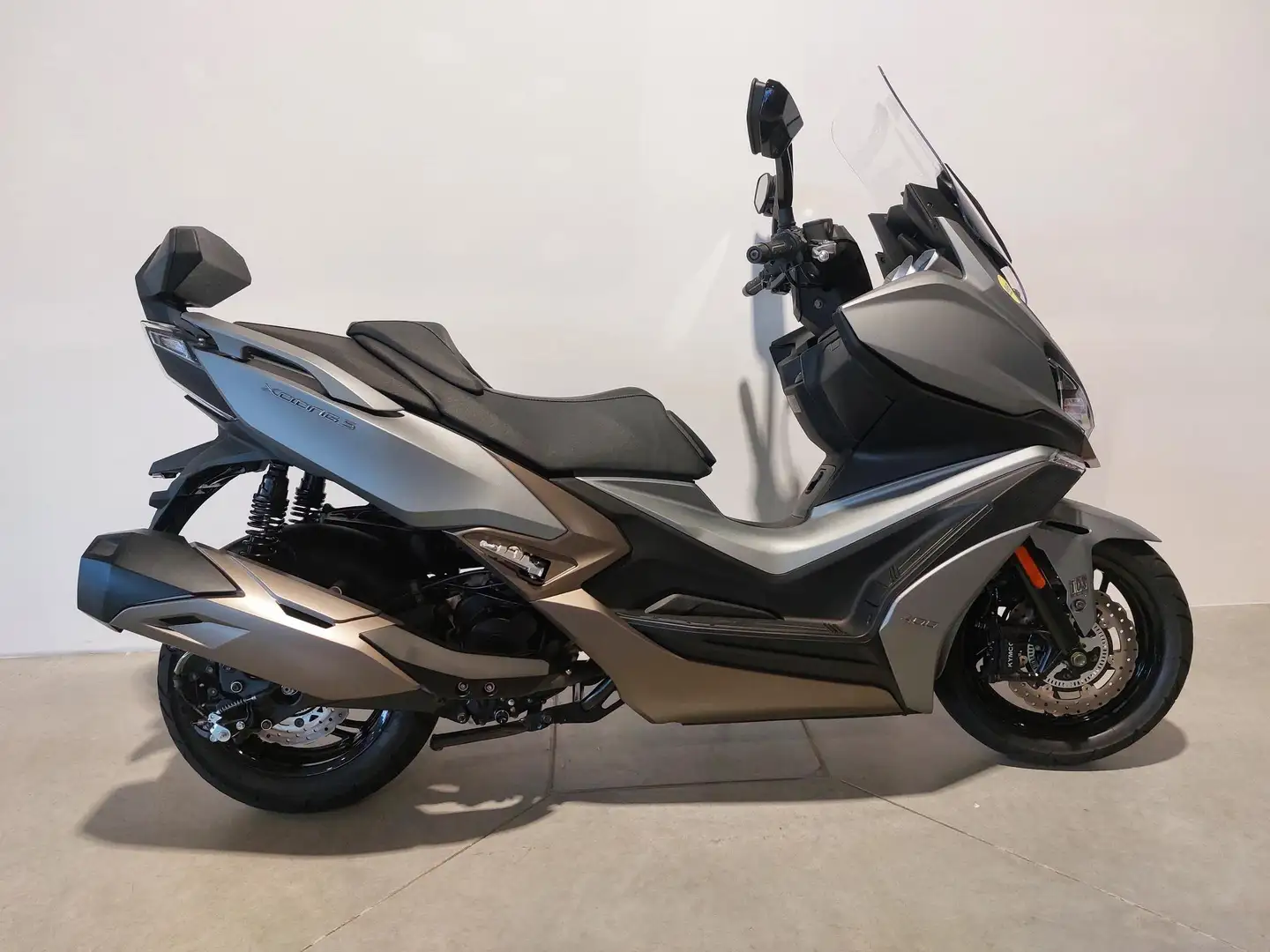 Kymco Xciting 400i Grijs - 2