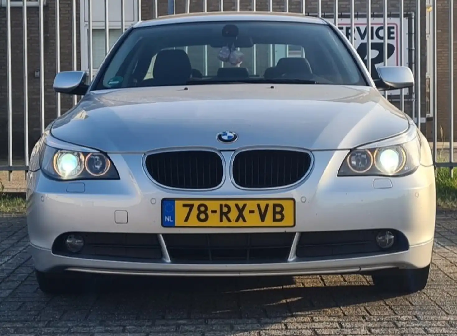BMW 520 520 520i Zilver - 1