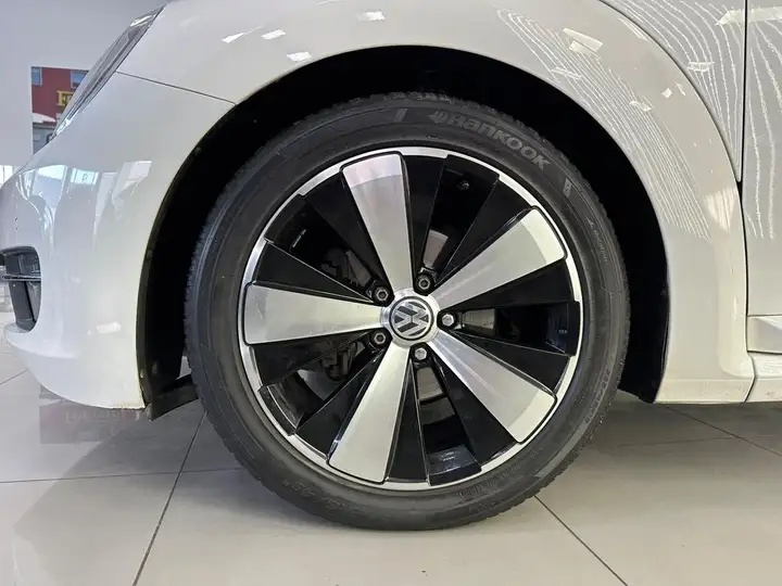 Volkswagen Beetle 2.0 TDI Sport 2013