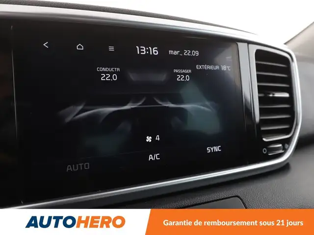 Kia Sportage view 24
