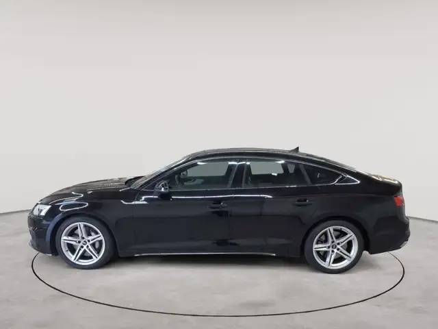 Audi A5 view 6