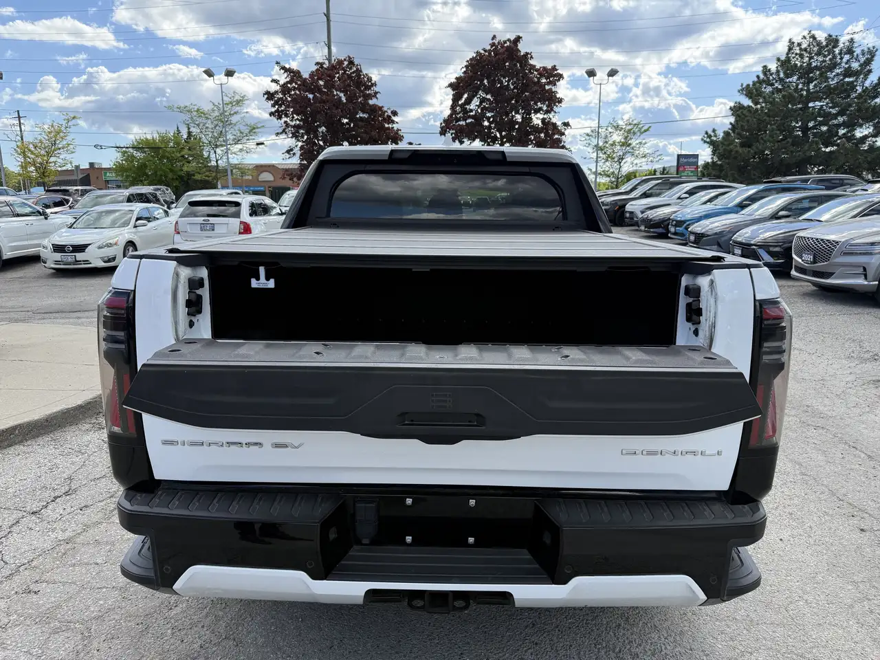 GMC Sierra EV fotografie GMC Sierra EV