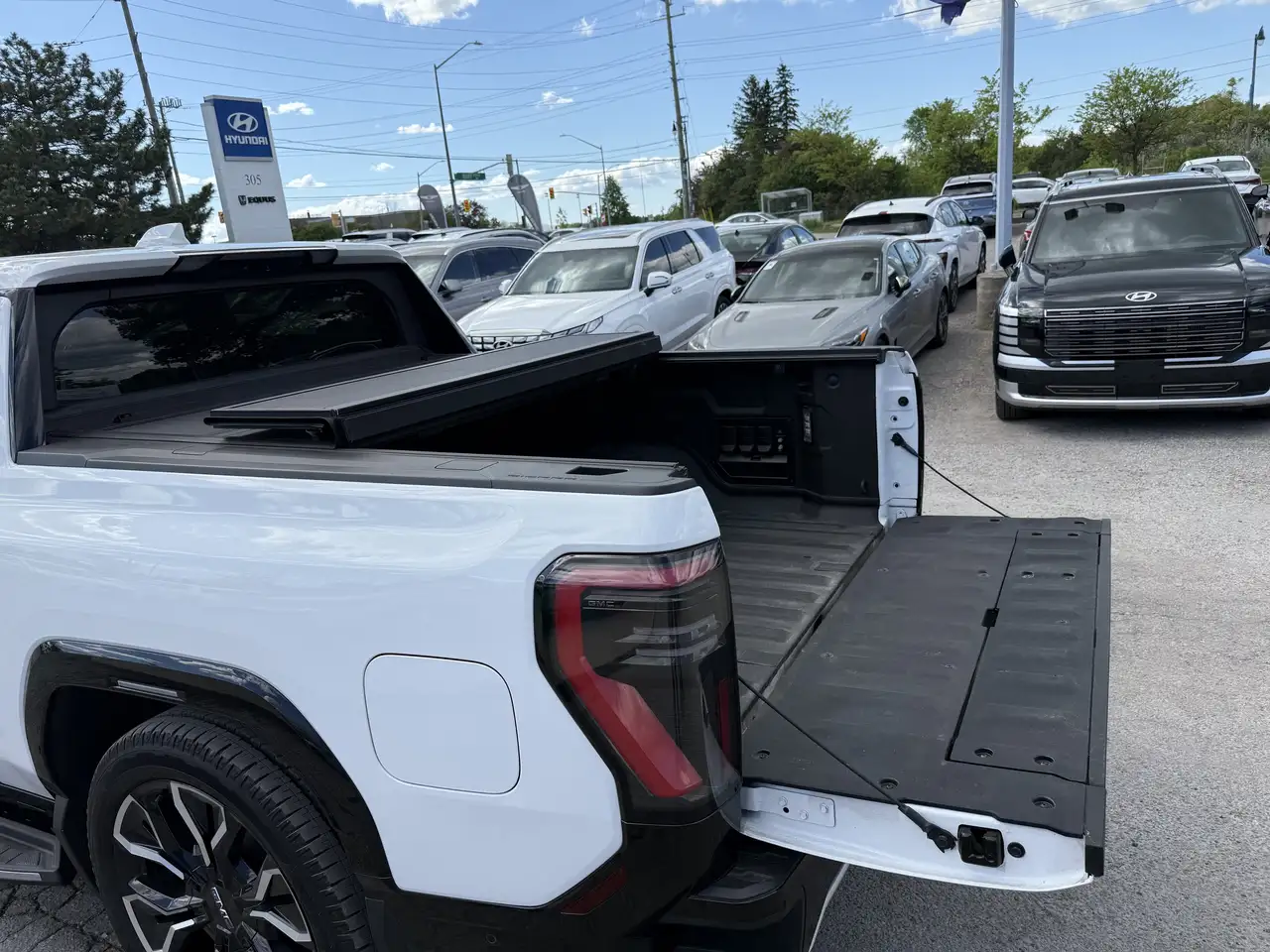 GMC Sierra EV fotografie GMC Sierra EV