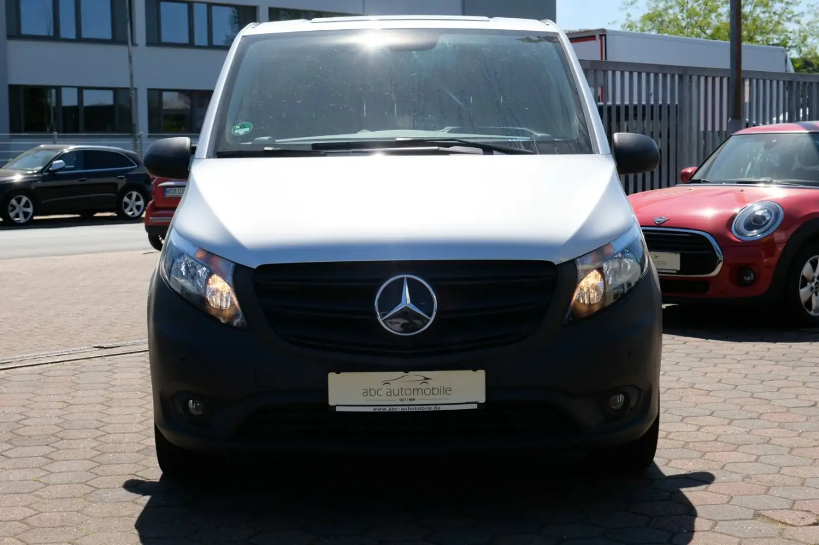 Mercedes-Benz Vito 116 Kasten Aut. Distronic Totwinkel Zilver - 2