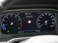 Volkswagen Taigo TSI 2 x R-Line 110pk DSG Dealer O.H | IQ Light | A Zwart - thumbnail 17