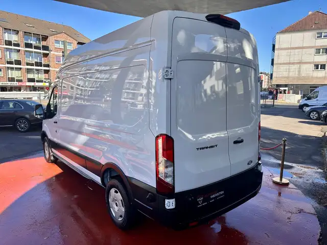 Ford Transit view 7