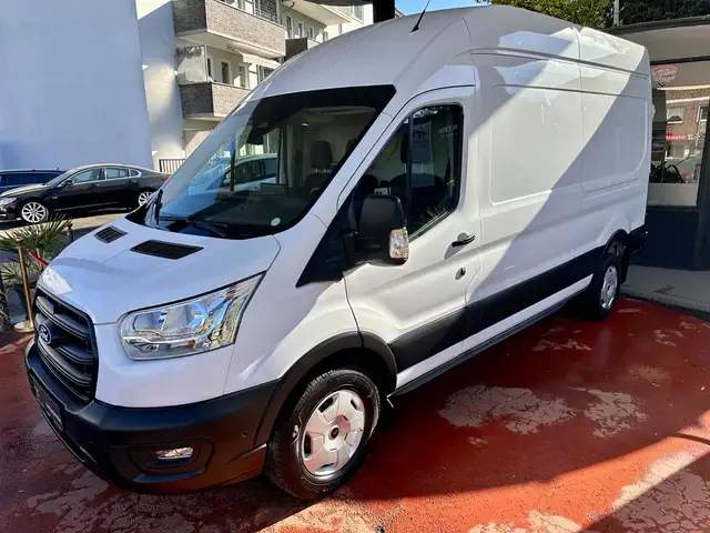 Ford Transit view 9