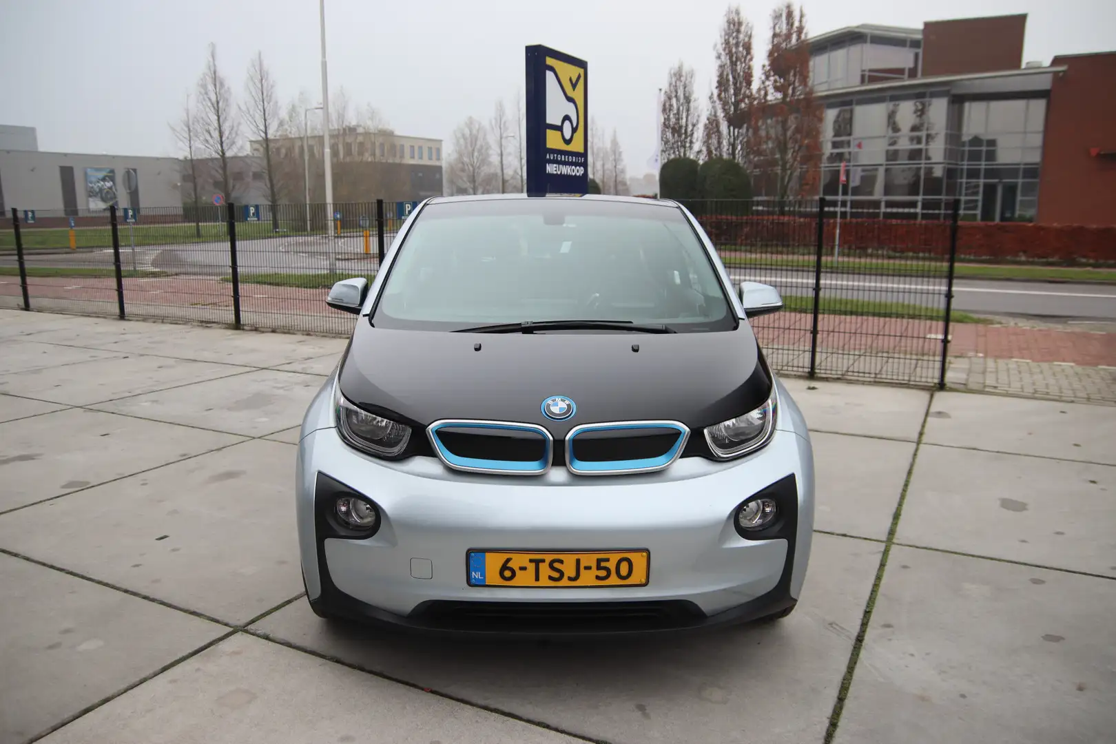 BMW i3 Comfort 22 kWh 170Pk Airco, NL auto, dealer onderh Grau - 2