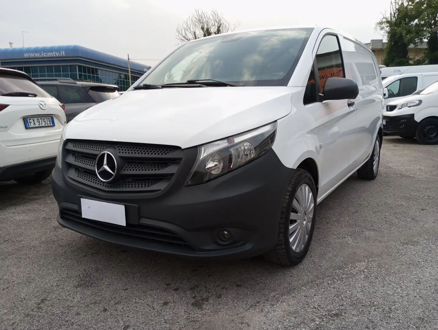 Mercedes-Benz Vito 116 CDI AUT. 4x4 Bianco - 1