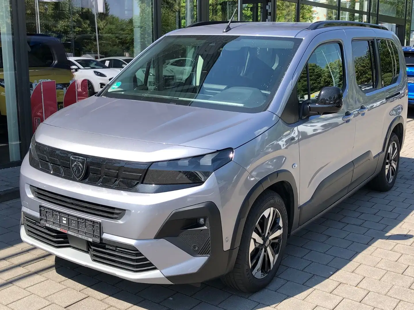 Peugeot Rifter 1.5 Aut. Allure L2 PARAVAN Rollstuhl Transporter Grau - 2