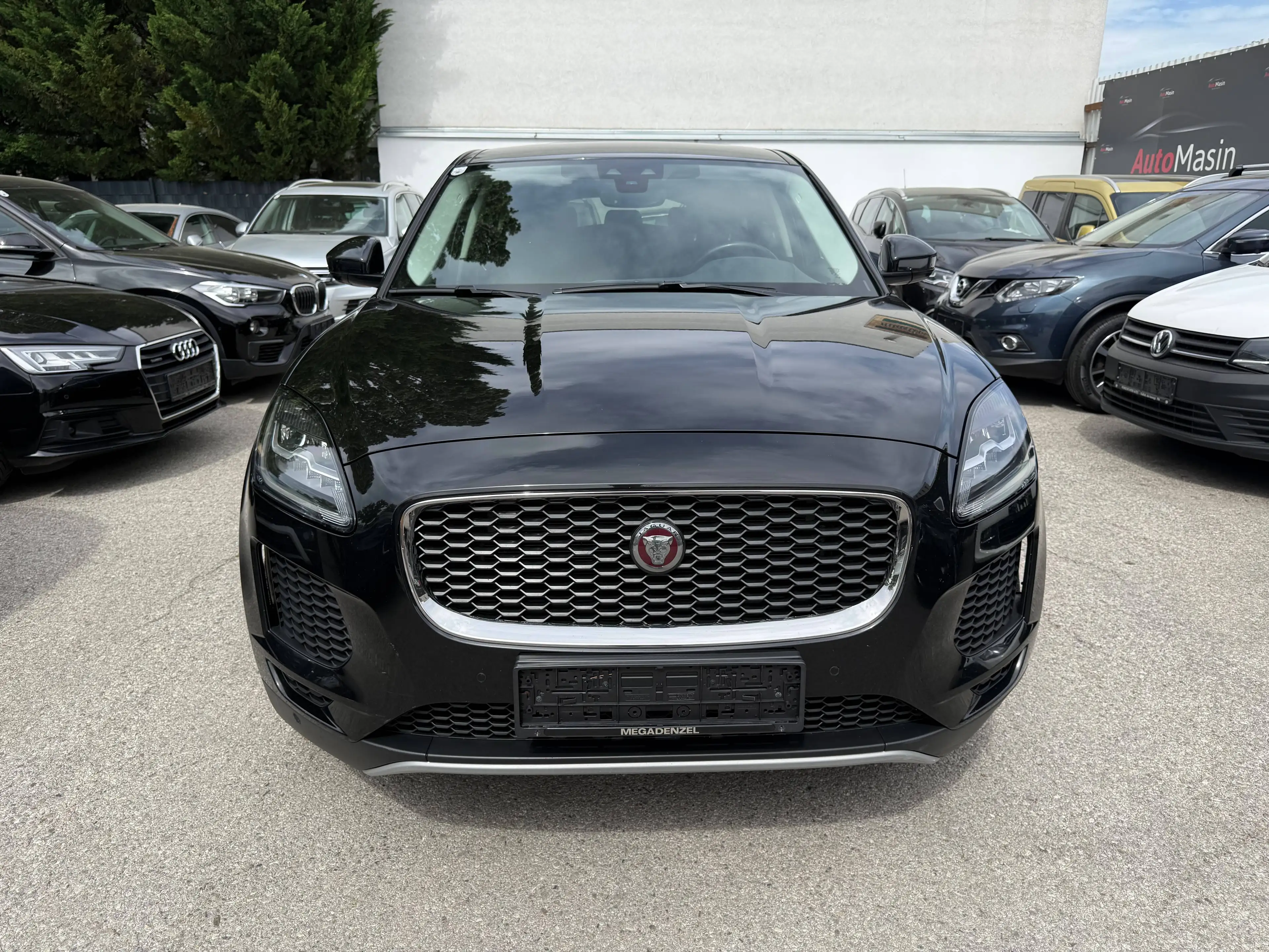 Jaguar E-Pace 2.0I4 P250 SE AWD Aut. //ERSTBESITZ// — photo 7