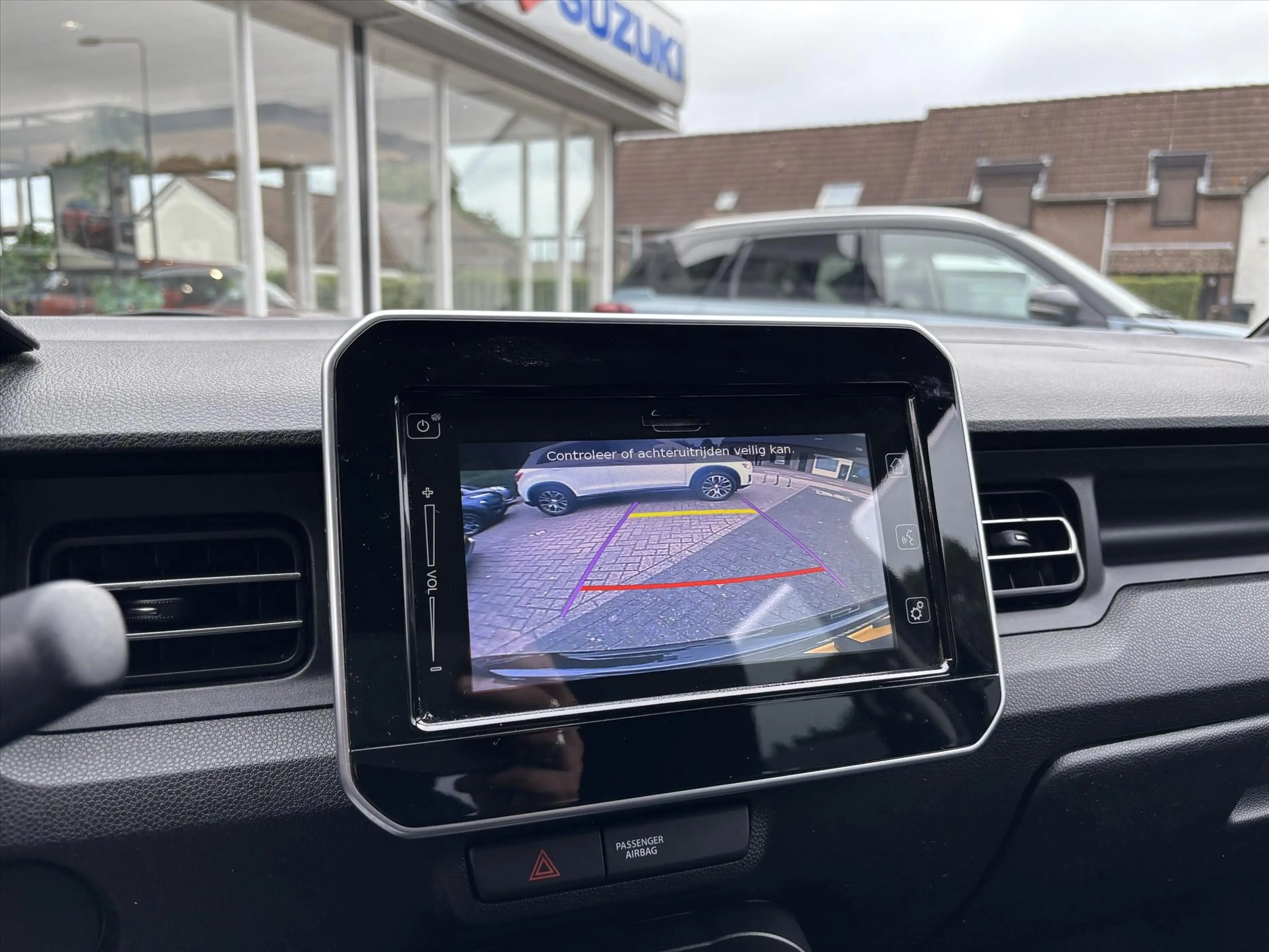 Suzuki Ignis 1.2 Smart Hybrid 83pk CVT Select — photo 26