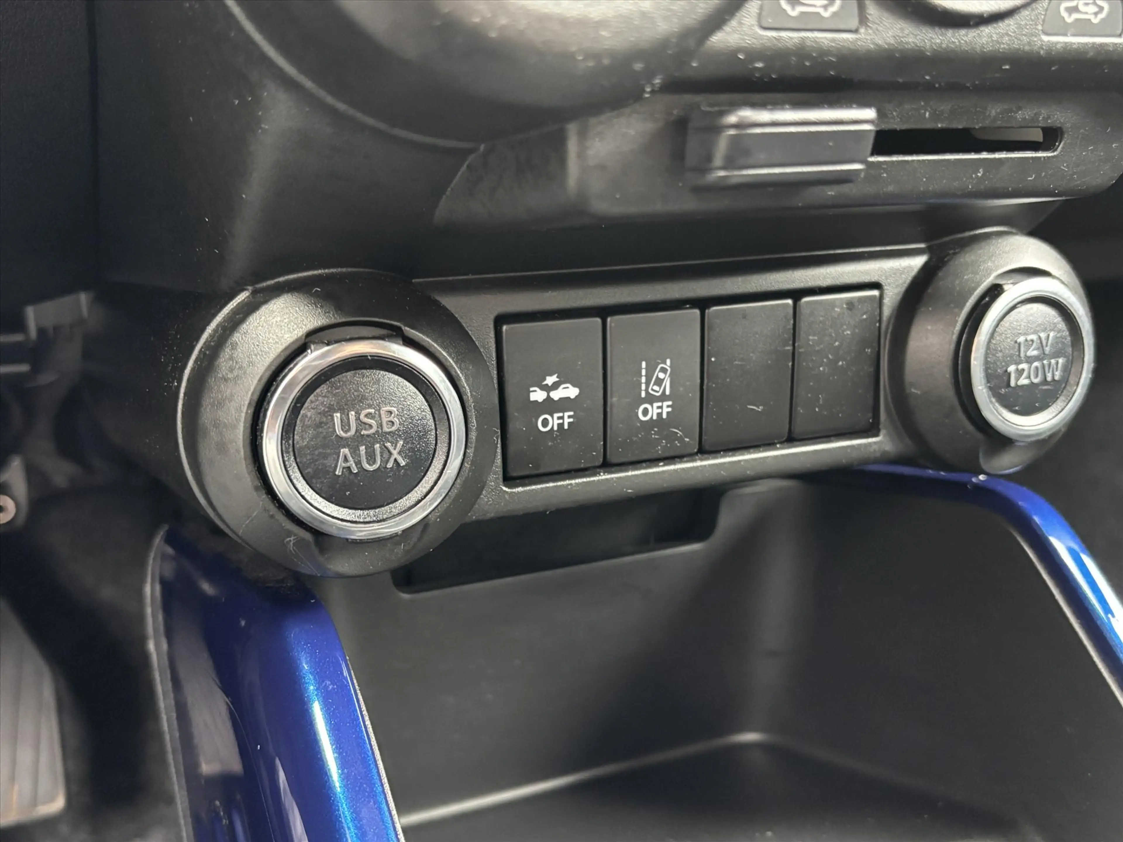 Suzuki Ignis 1.2 Smart Hybrid 83pk CVT Select — photo 28