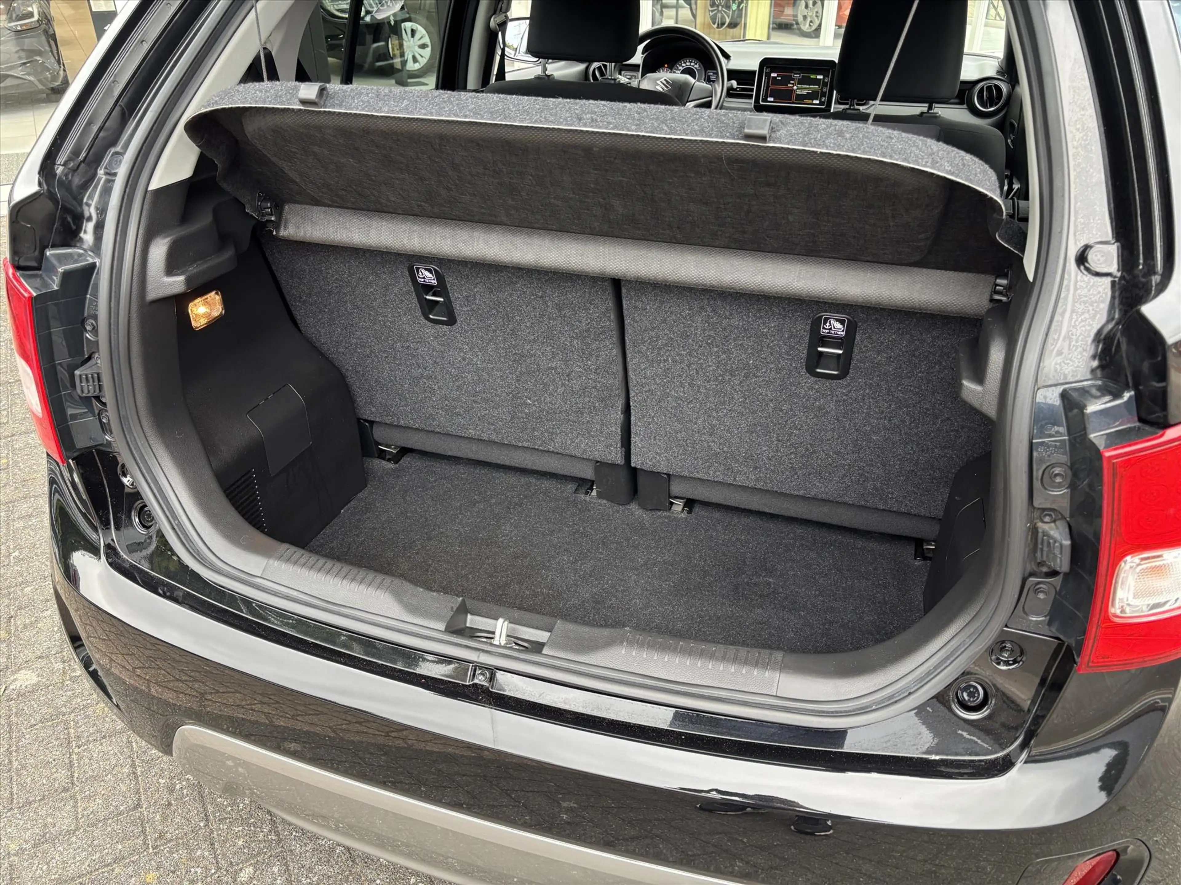 Suzuki Ignis 1.2 Smart Hybrid 83pk CVT Select — photo 19