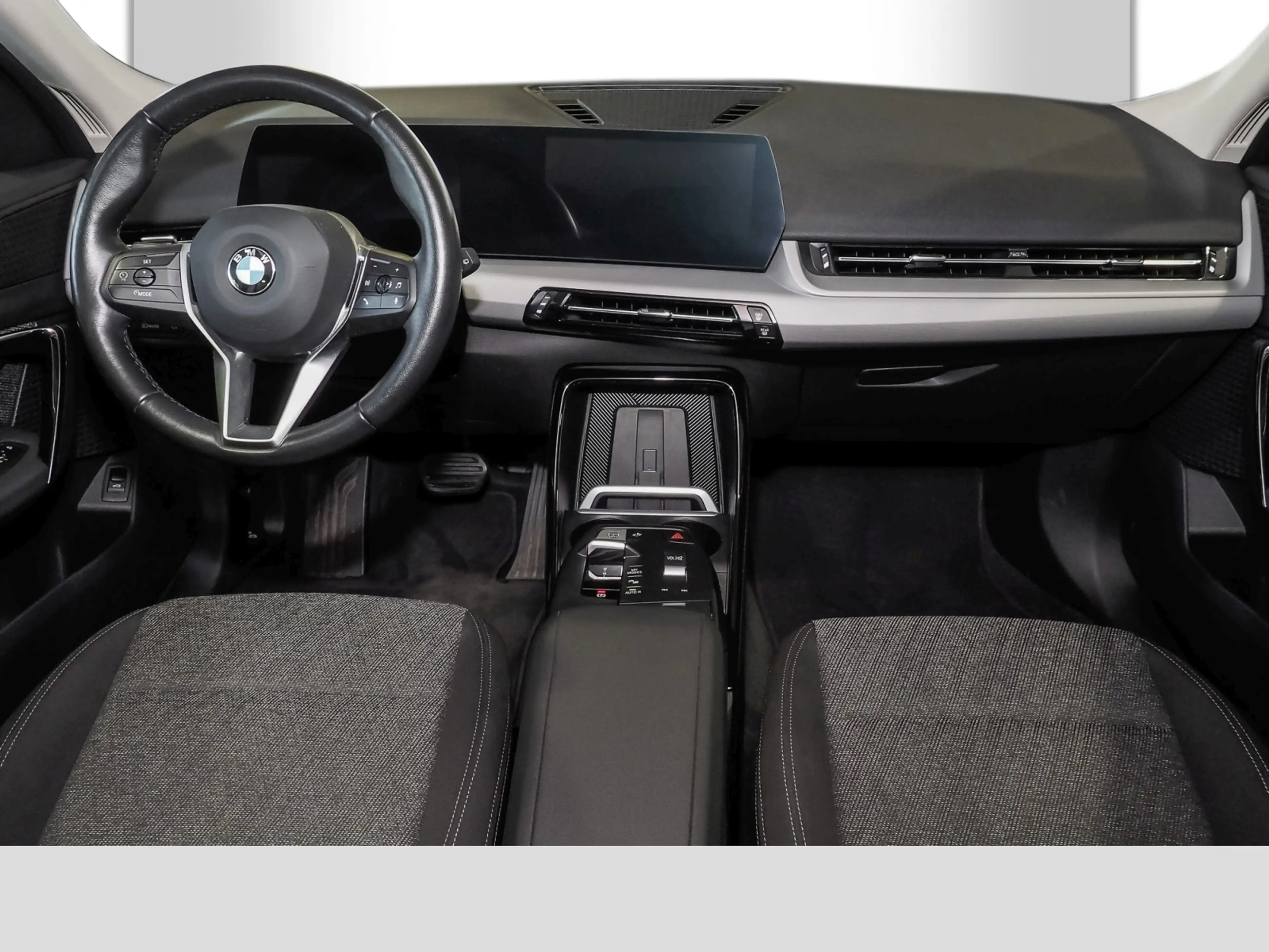 BMW X1 18 D — photo 10