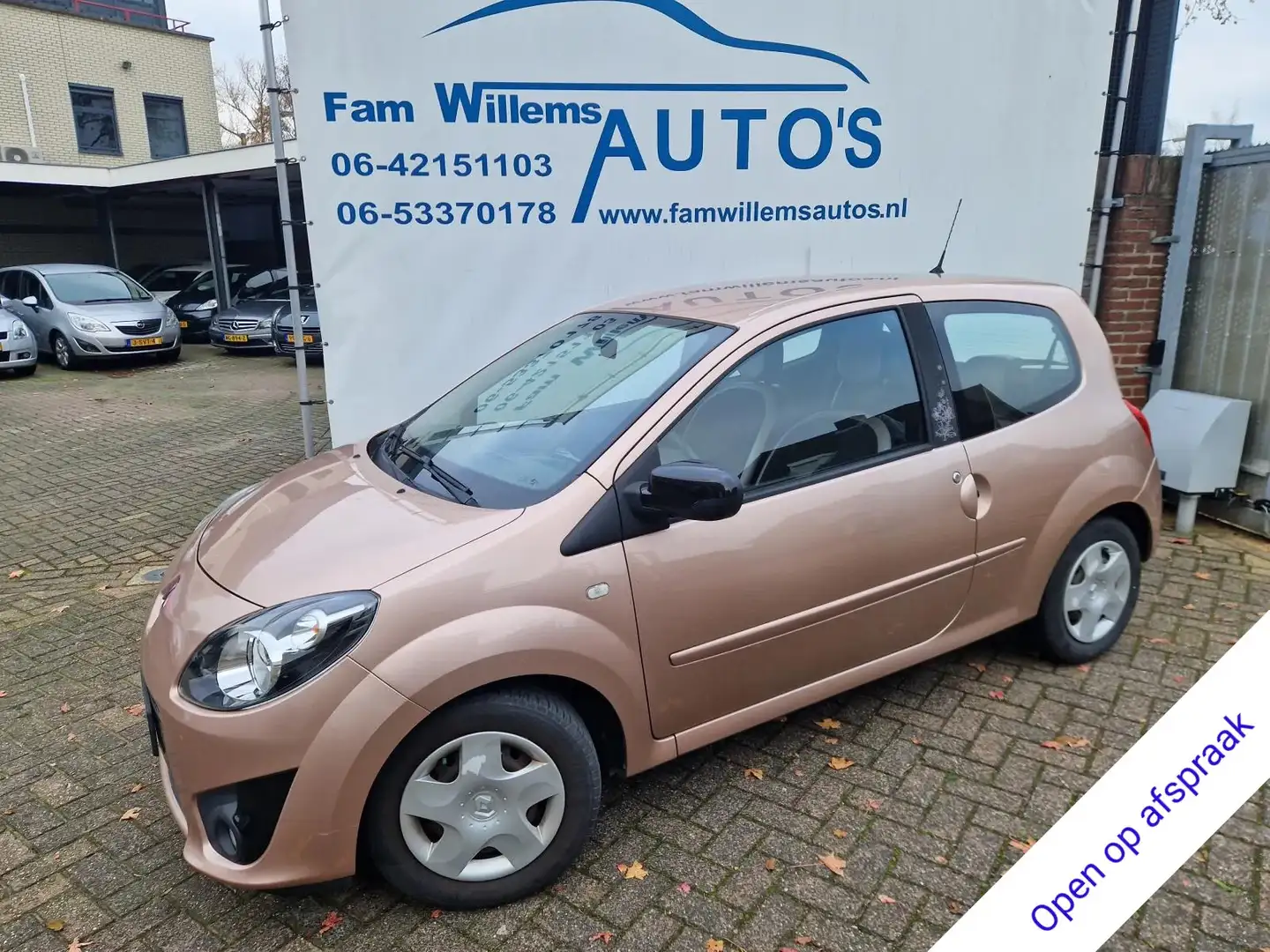 Renault Twingo 1.2-16V Miss Sixty Leer Airco Rood - 1