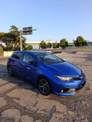 Toyota Auris 1.8h Black Edition cvt my18