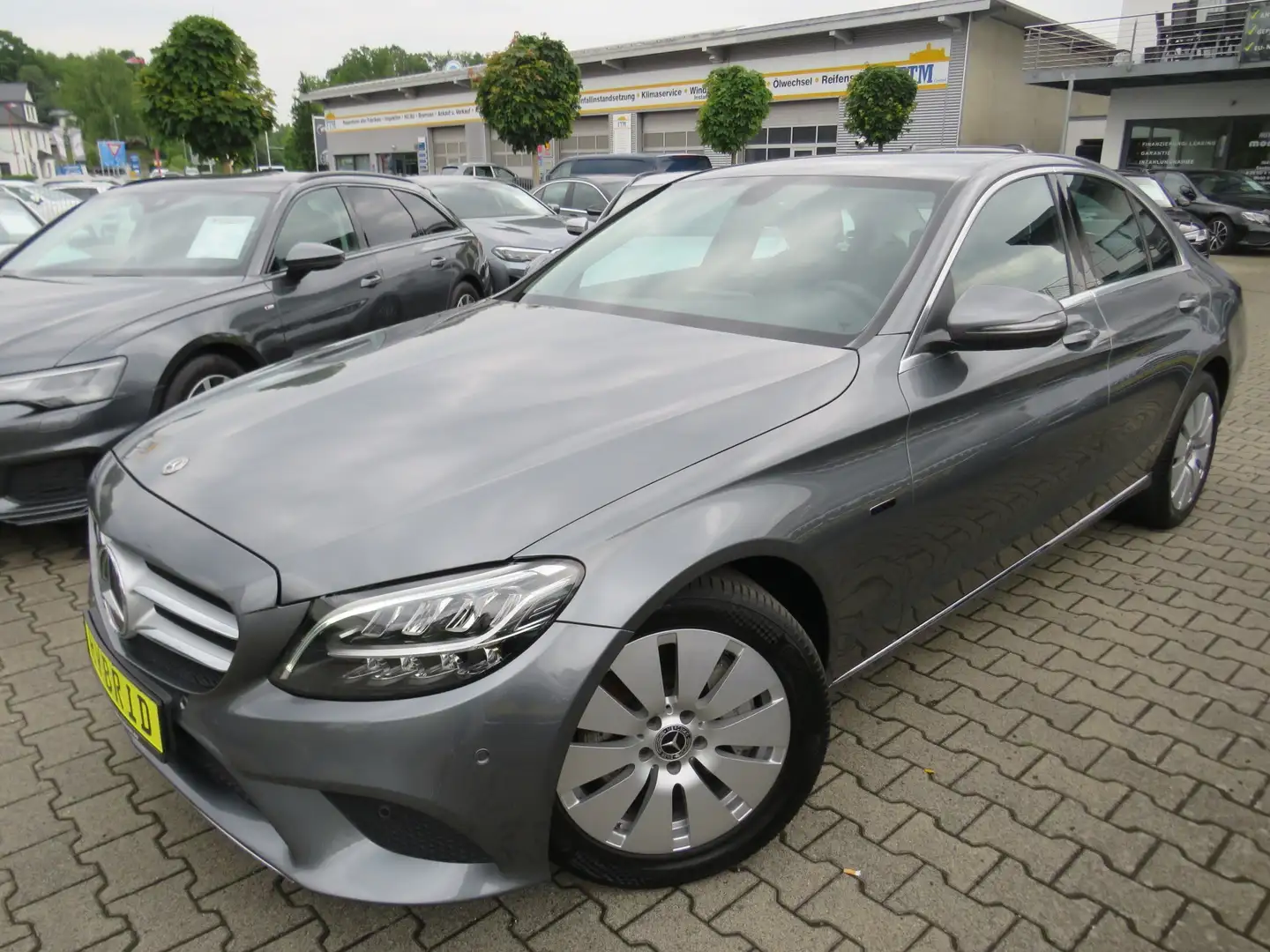Mercedes-Benz C 300 de Lim. *VOLL-LED *AHK *1.HAND *GARANTIE Gris - 1