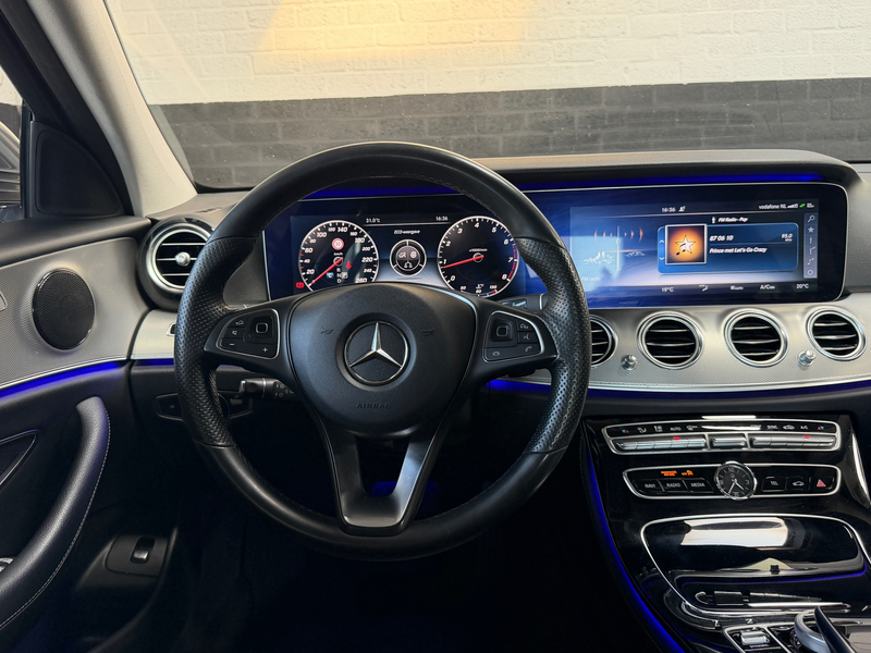 Mercedes-Benz E 200 Prestige | HUD | Widescreen | Sfeer | 360 | 1/2 Le — photo 35