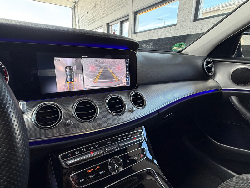 Mercedes-Benz E 200 Prestige | HUD | Widescreen | Sfeer | 360 | 1/2 Le — photo 19