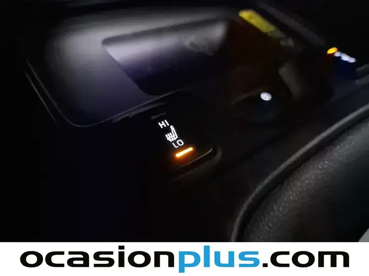 Toyota Auris 2025, foto 7