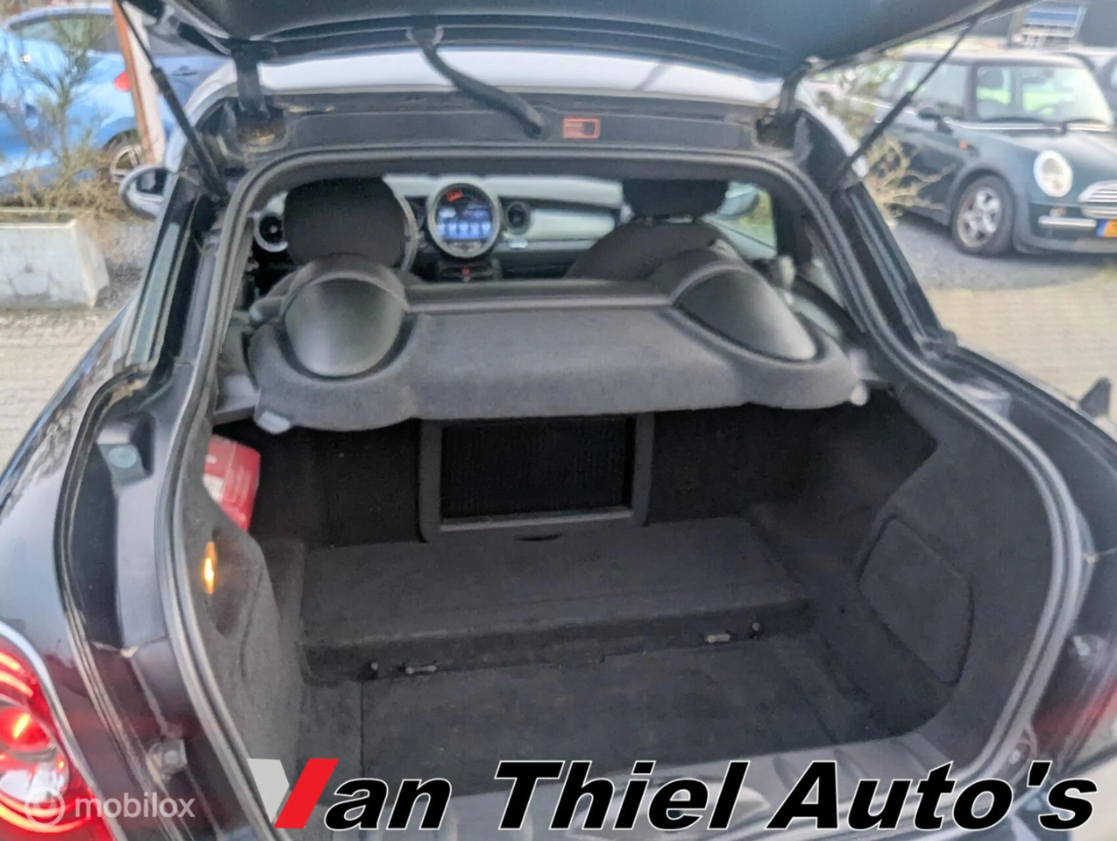 MINI Cooper Coupe 1.6 Pepper — photo 14