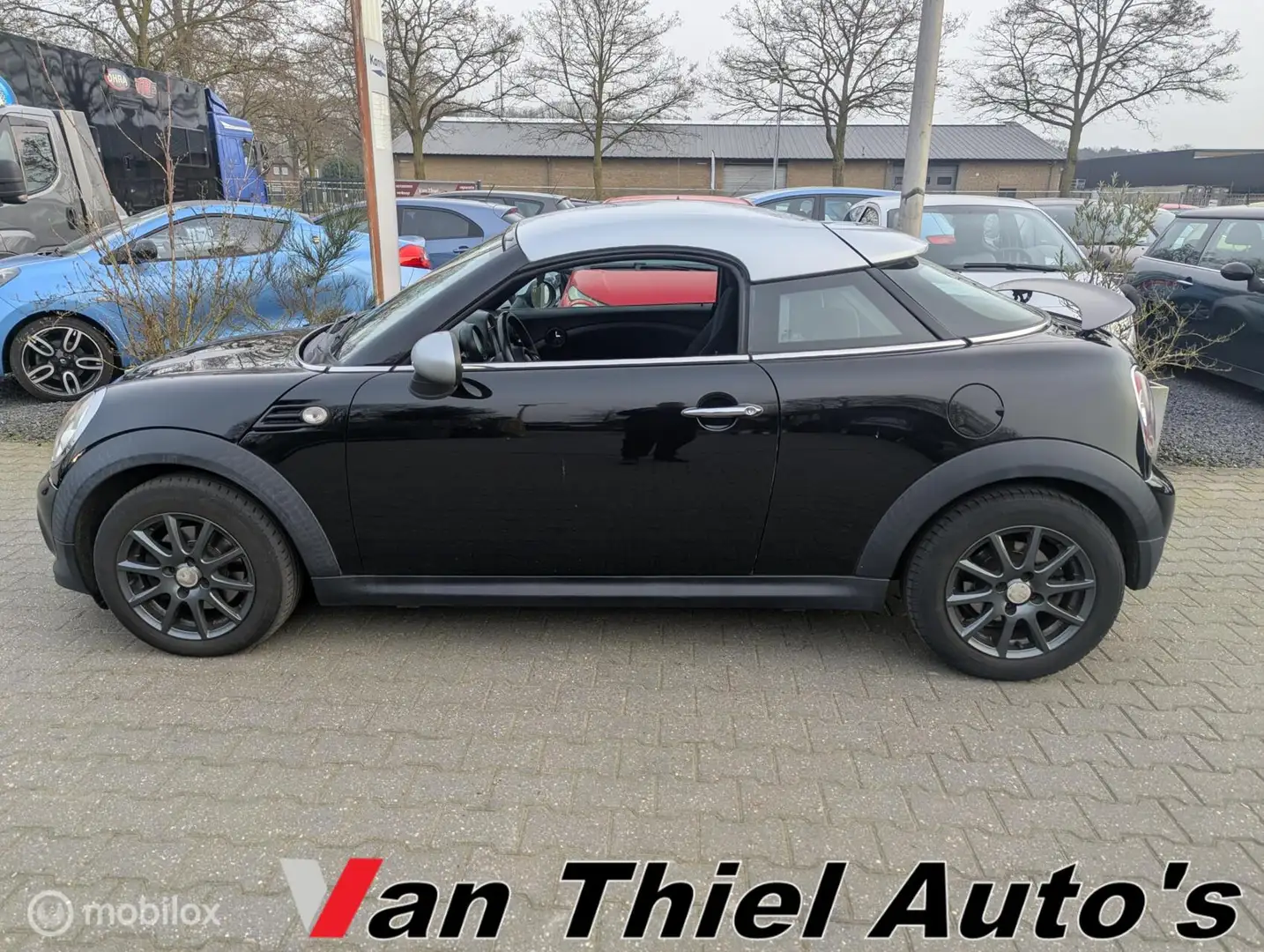 MINI Cooper Coupe 1.6 Pepper Negro - 2