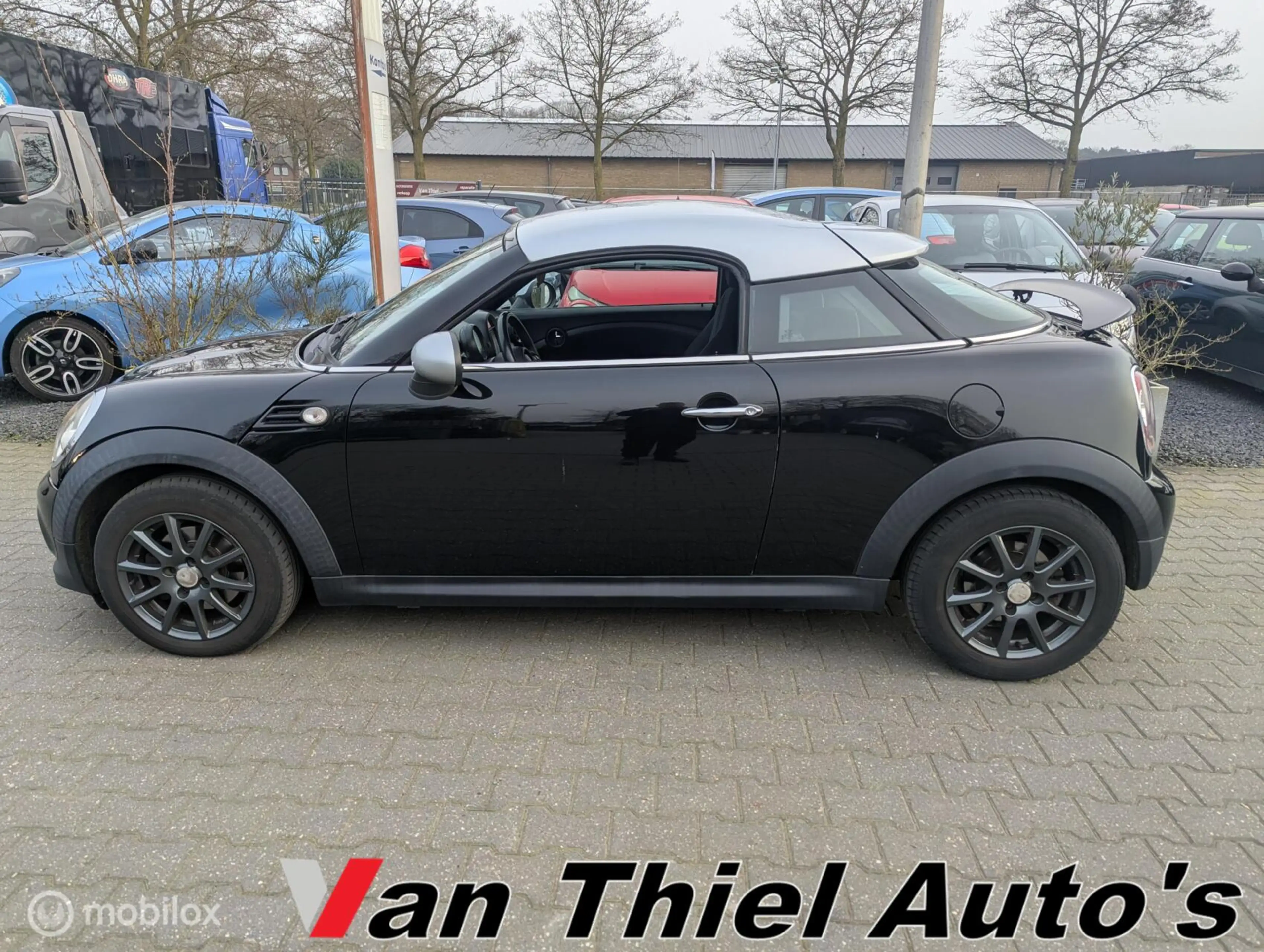 MINI Cooper Coupe 1.6 Pepper — photo 2