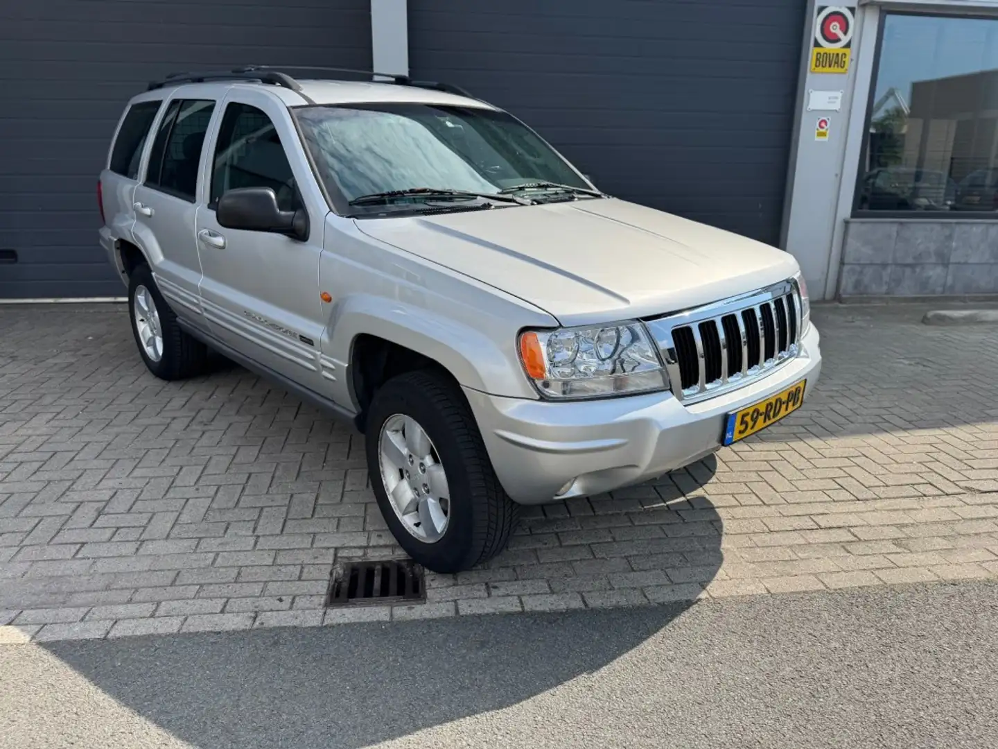 Jeep Grand Cherokee 4.0I LIMITED Grijs - 2