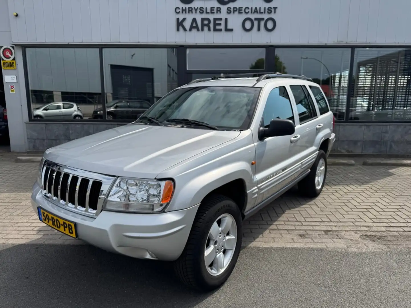 Jeep Grand Cherokee 4.0I LIMITED Grijs - 1
