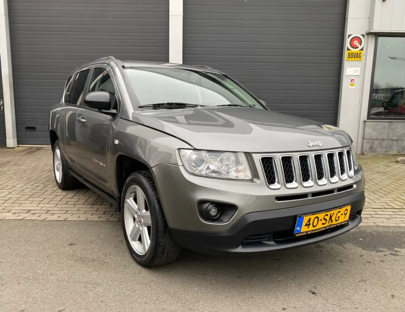 Jeep Compass 2.4 LIMITED Gris - 2