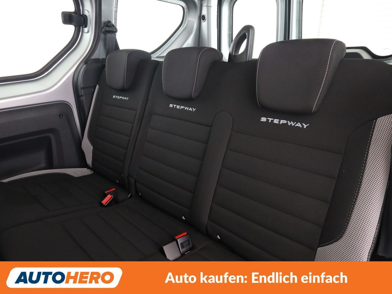Dacia Dokker 1.3 TCe Stepway — photo 14