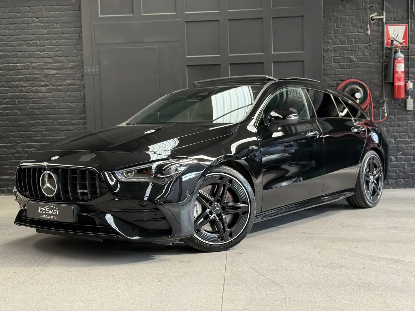 Mercedes-Benz CLA 35 AMG 4Matic Shooting B Speedshift 8G-DCT Line Advanced Noir - 2