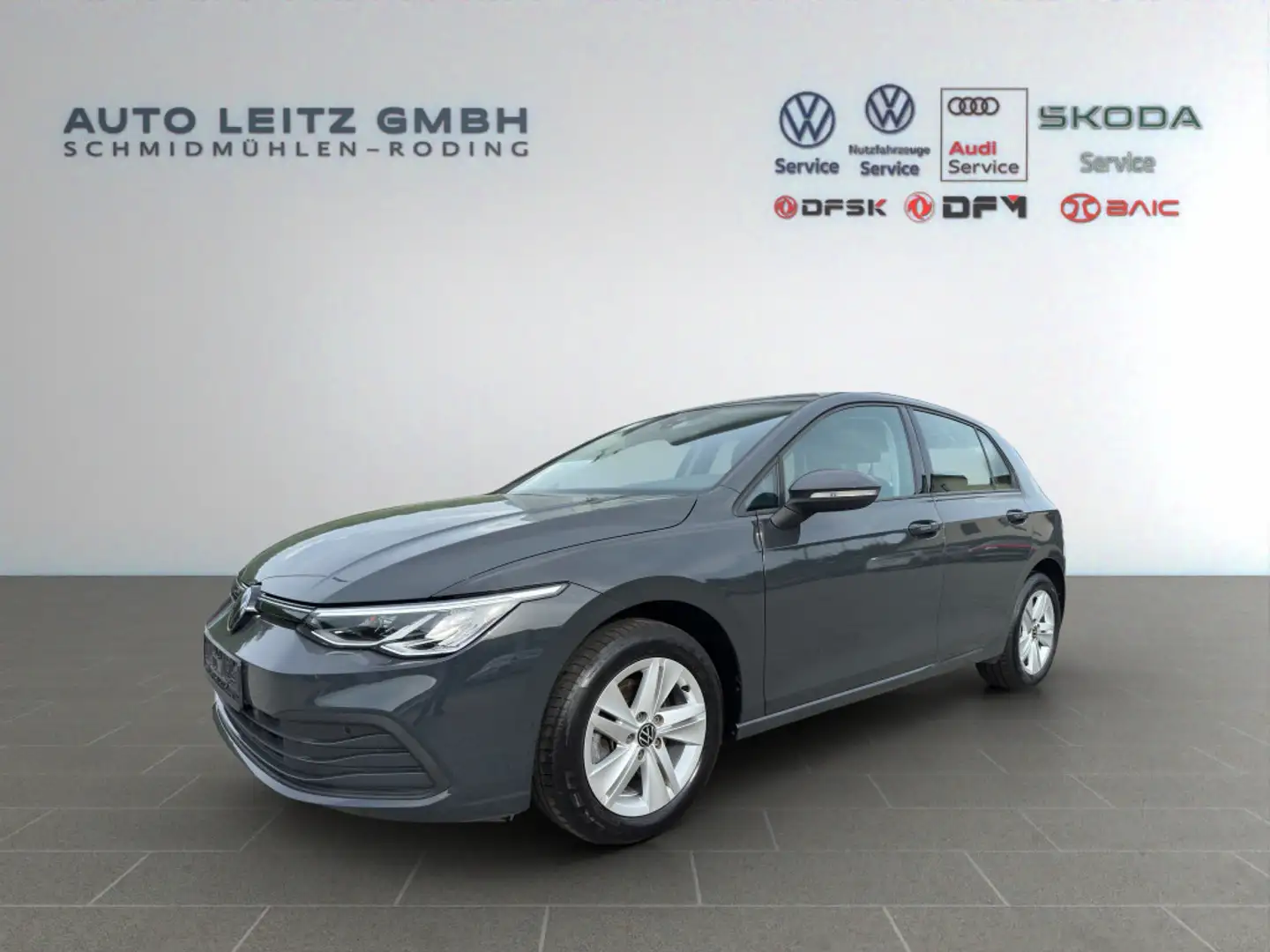 Volkswagen Golf 2.0 TDI Life ACC Navi APP DAB SHZ PDC LM16 Grigio - 1
