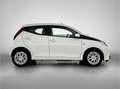 Toyota Aygo 1.0 VVT-i x-play | Achteruitrijcamera | Apple Carp Wit - thumbnail 12