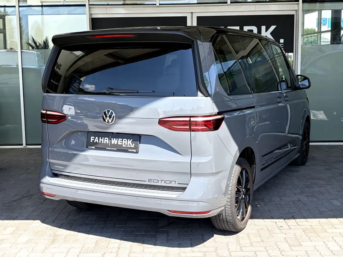 Volkswagen T7 Multivan Multivan 1.4 TSI eHybrid Edition Grau - 2