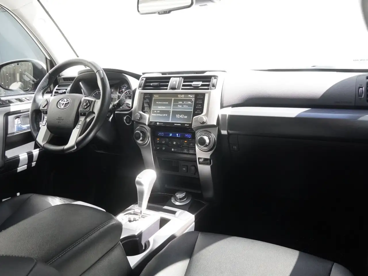 Toyota 4-Runner снимка Toyota 4-Runner
