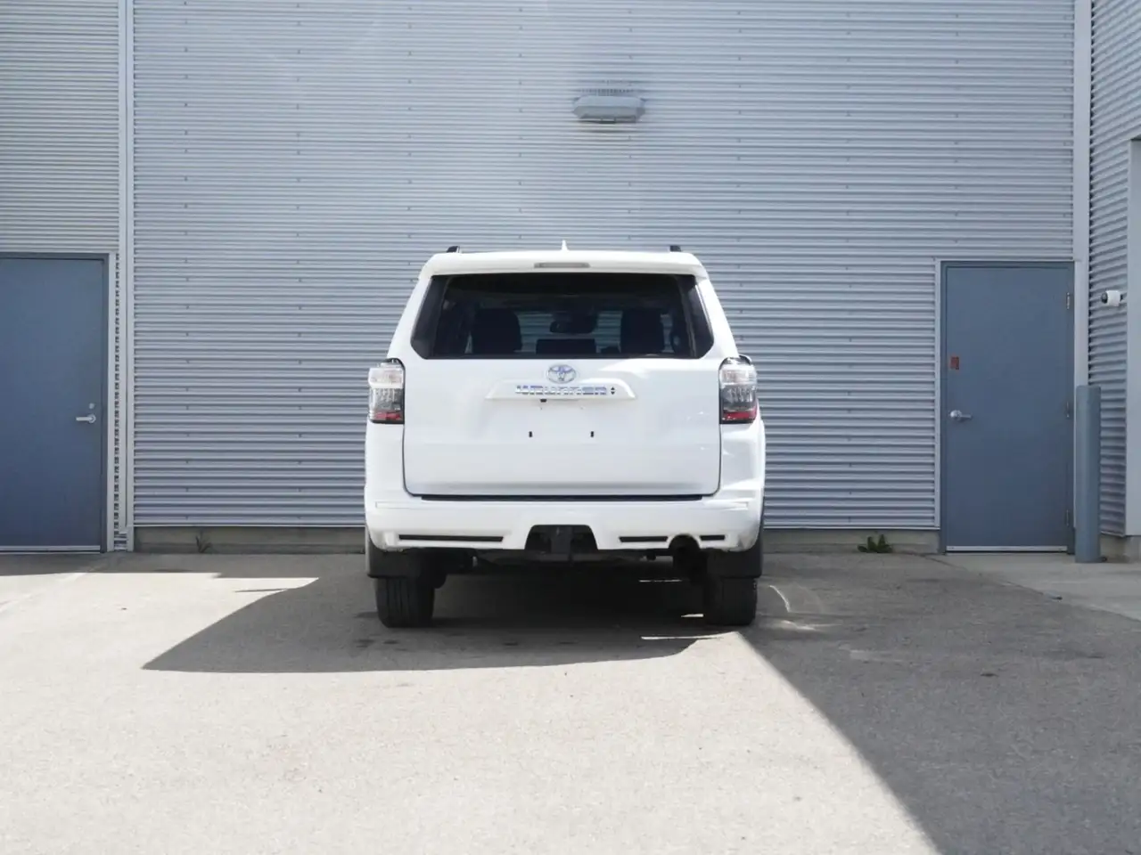 Toyota 4-Runner снимка Toyota 4-Runner
