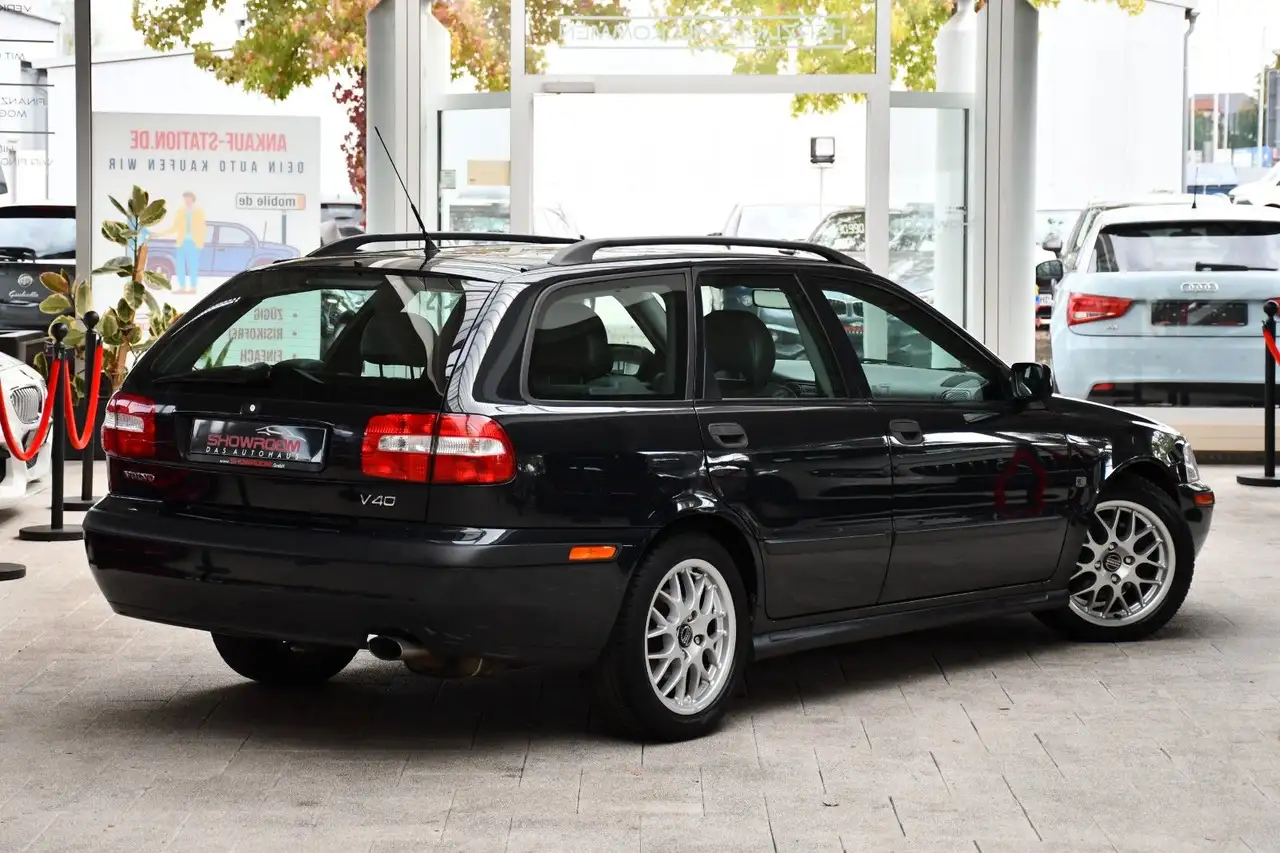 Volvo V40 2.0 Automatik Sport Klima Sitzheizung Leder, foto 2