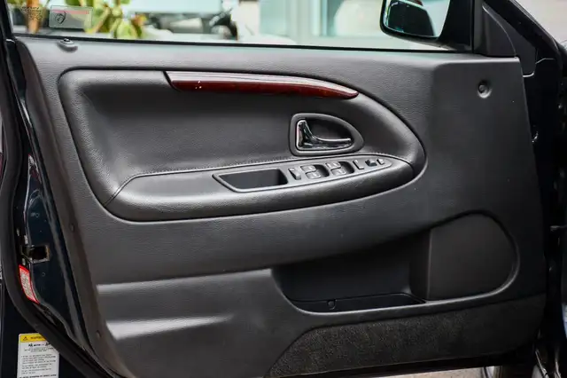 Volvo V40 view 7