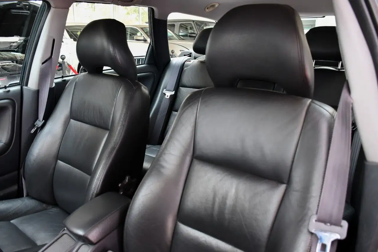 Volvo V40 2.0 Automatik Sport Klima Sitzheizung Leder, foto 12