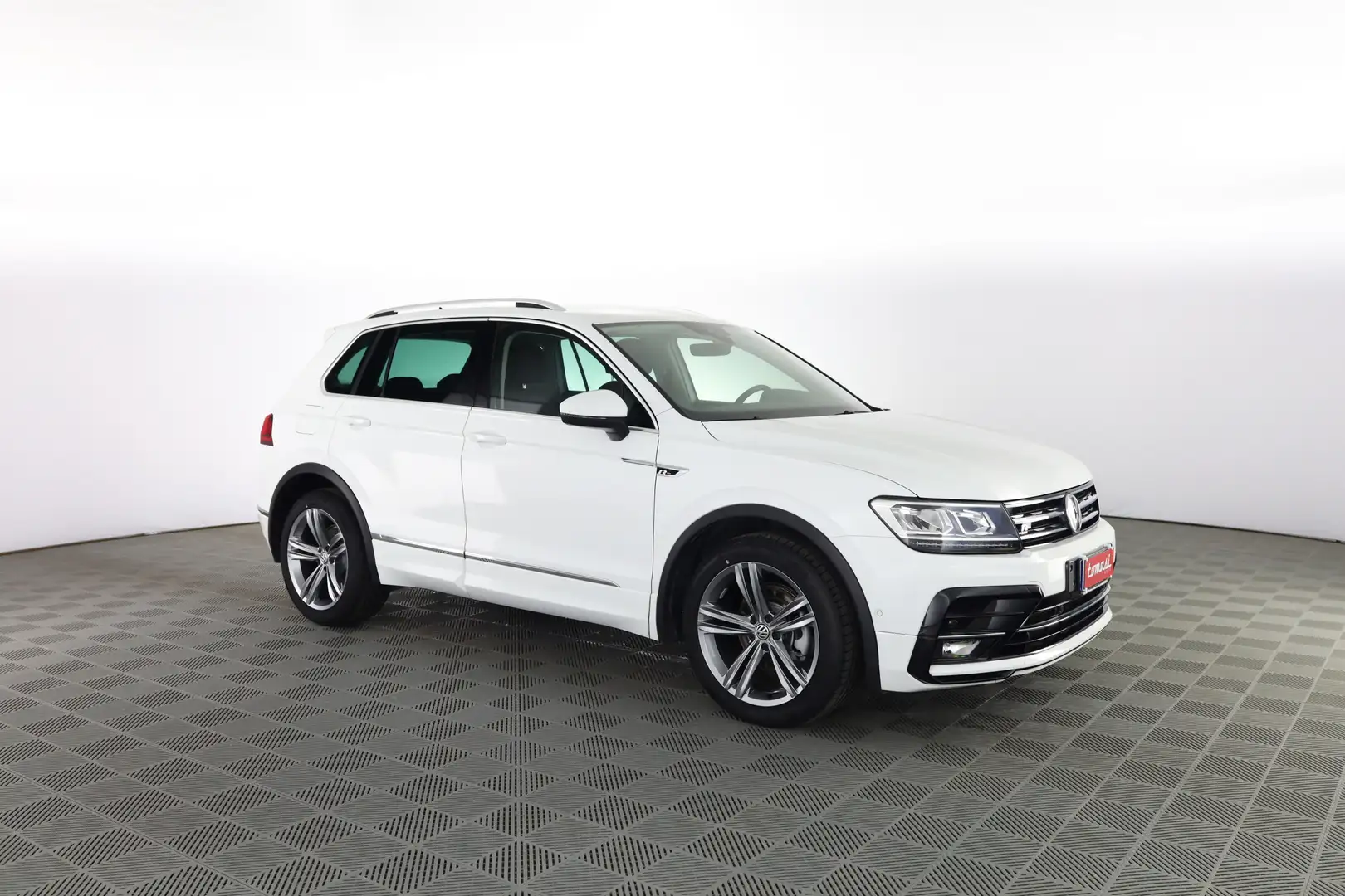 Volkswagen Tiguan Tiguan 1.5 TSI Sport BMT DSG ACT Bianco - 2