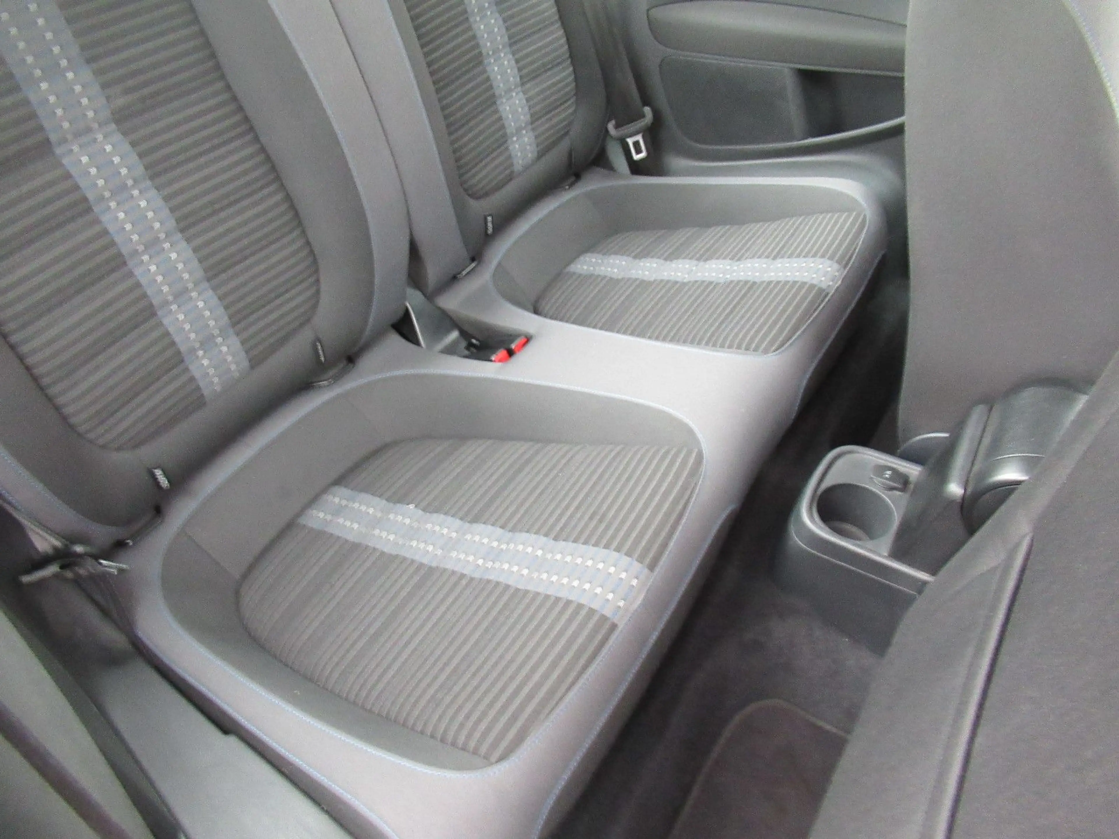 Volkswagen New Beetle 2.0TSI Sport Navi DSG SHZG PDC — photo 15