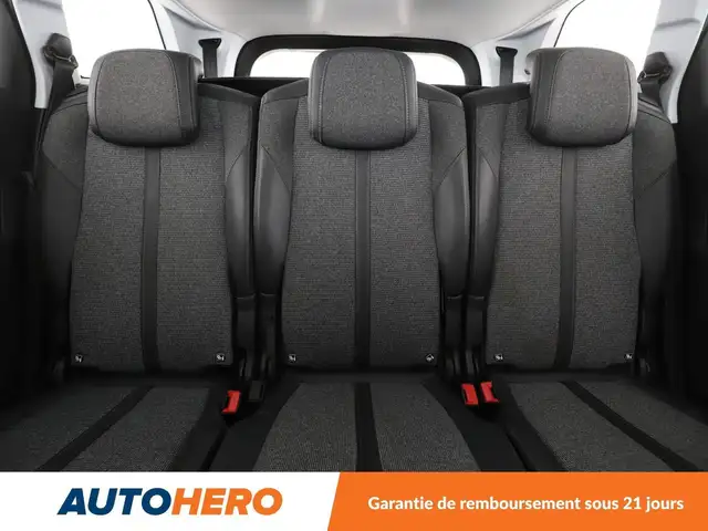 Peugeot 5008 view 15