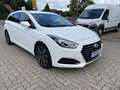 Hyundai i40 Premium,PDC,Navi,SHZ,Temp,B-xeno,RFK,Eu6 Weiß - thumbnail 1