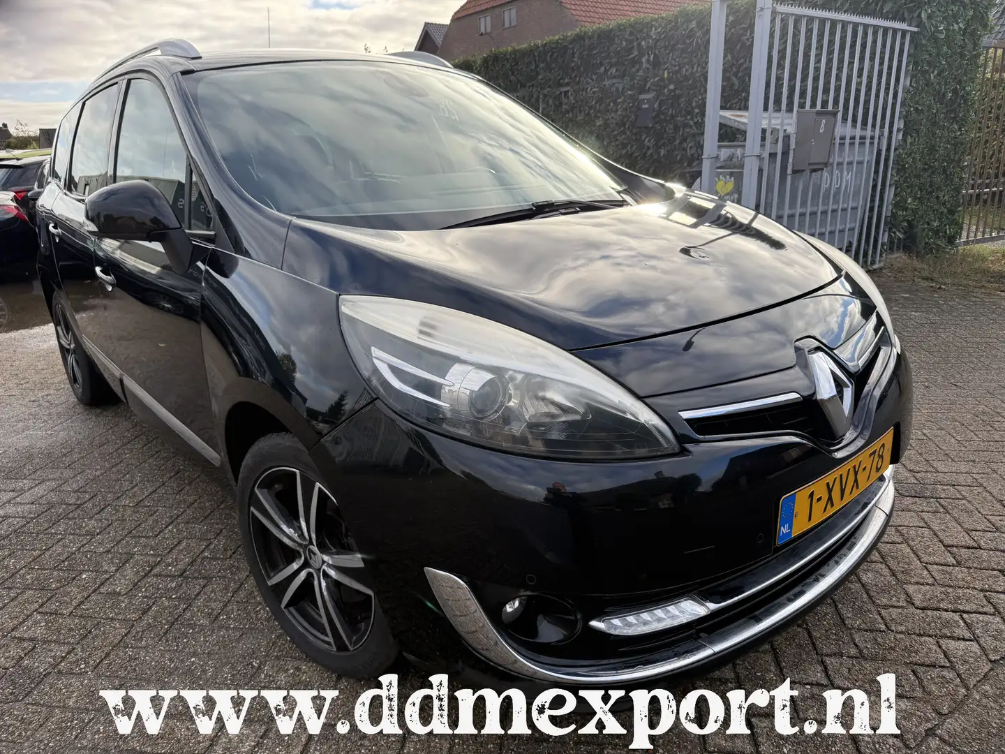 Renault Grand Scenic TCE BOSE FACELIFT Zwart - 1