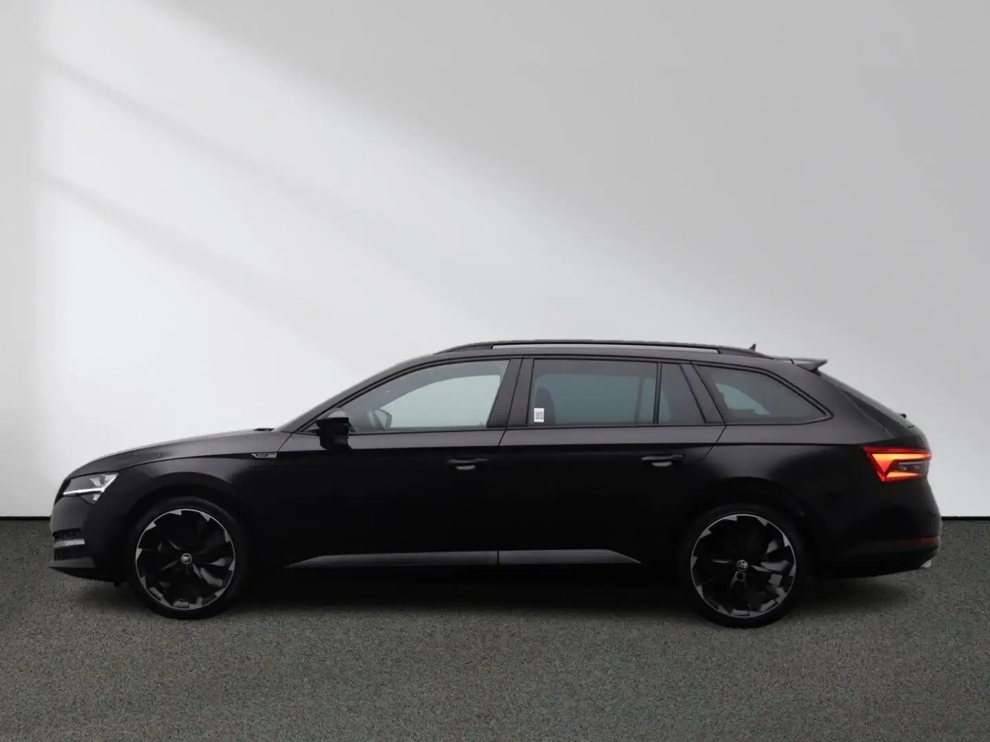 Skoda Superb Combi 1.4 TSI iV DSG CarPlay Matrix AHK Schwarz - 2