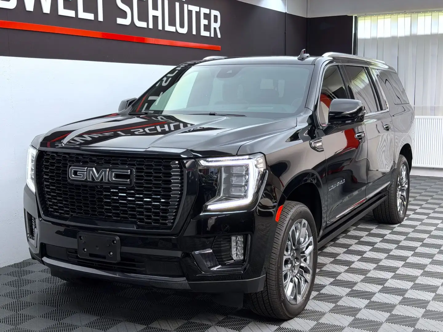 GMC Yukon Denali *16.816km*HUD*LED*Pano*1.Hand* Schwarz - 1