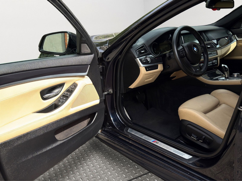 BMW 530 d XD M SPORT *Aut.*Leder*Bi-Xenon*Navi*R-Cam* — photo 10