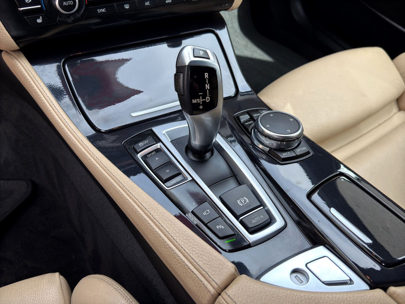 BMW 530 d XD M SPORT *Aut.*Leder*Bi-Xenon*Navi*R-Cam* — photo 14